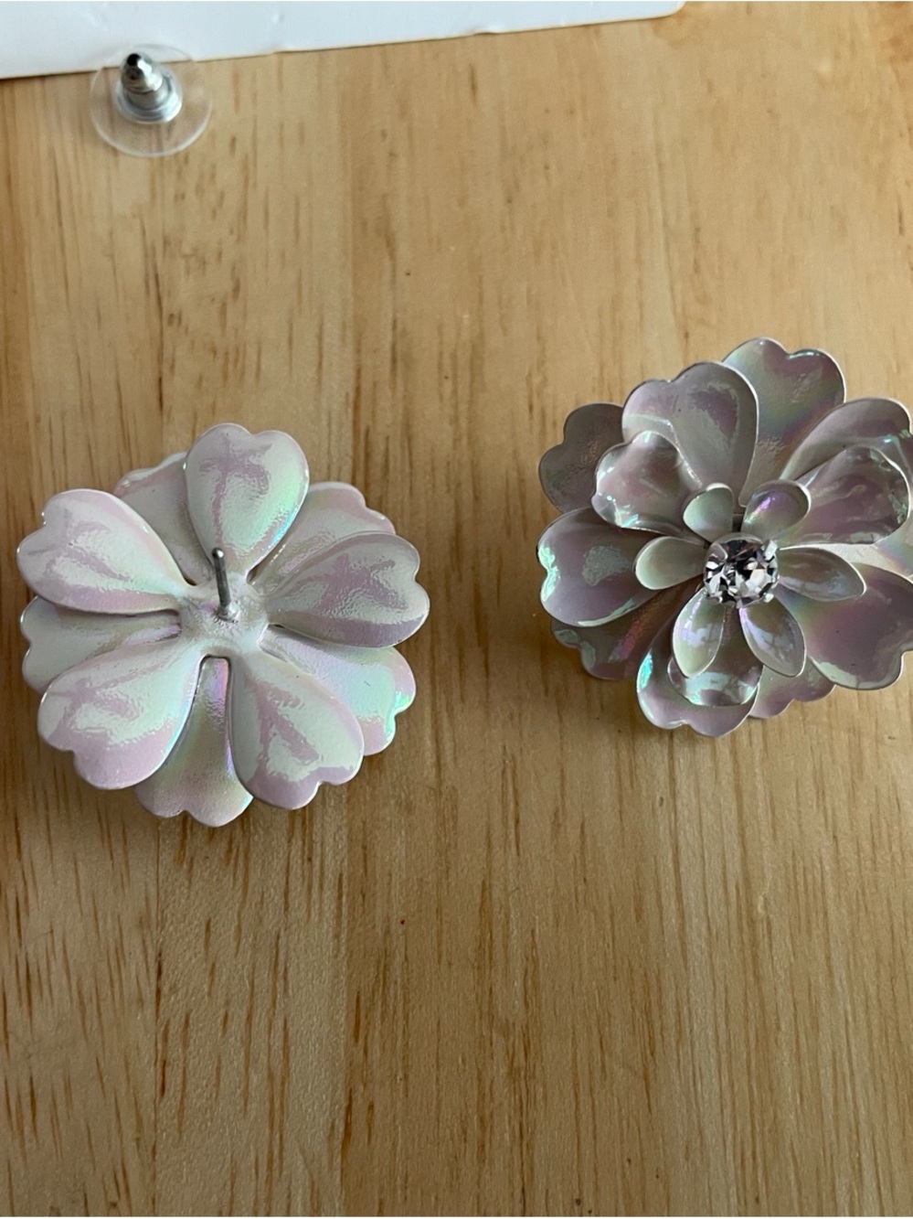 Iridescent White Floral Stud Earrings - Brand - Picture 3 of 5